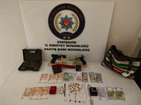 1 Milyon 534 Bin Liralik Hirsizlik Yapan 2 Kisi Yakalandi