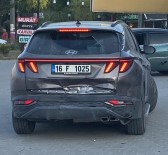 Bursa'da 2 Otomobil Çarpisti; 5 Yarali