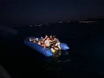 Yunan Unsurlarinca Ölüme Terk Edilen 80 Kaçak Göçmen Kurtarildi