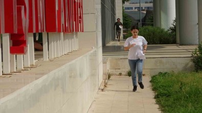 Lisansüstü Egitimi Almak Isteyenler Sinava Yetismek Için Zamanla Yaristi