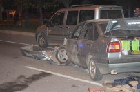 Tavsanli'da Trafik Kazasi Açiklamasi 3 Yarali