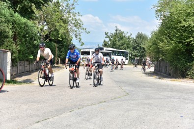 Gencinden Yaslisina Türkiye'nin Dört Bir Yanindan Bisiklet Yarisi Için Geldiler