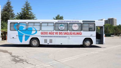 Gezici Agiz Ve Dis Sagligi Klinigi 15 Bin Depremzedeye Hizmet Verdi