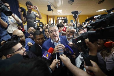 Guatemala'nin Yeni Devlet Baskani Arevalo Oldu