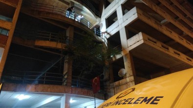 Katli Otoparktan Düsen 35 Yasindaki Sahis Agir Yaralandi