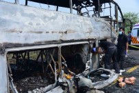 Pakistan'da Kaza Yapan Otobüs Yandi Açiklamasi 20 Ölü, 15 Yarali