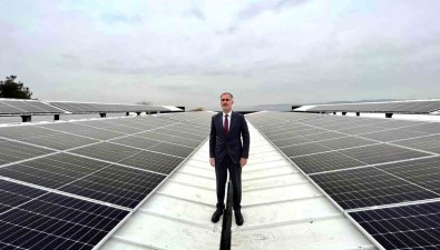 Enerjisini Günesten Alan Tesis