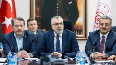 Memurun zam pazarlığında kritik gün: Gözler hükümetin yapacağı yeni tekliflere çevrildi