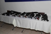 Mersin'de Son 3 Ayda 627 Tabanca Ele Geçirildi