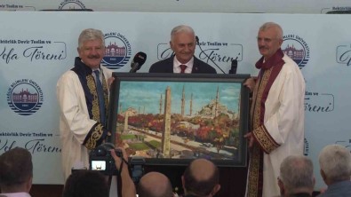 Saglik Bilimleri Üniversitesi Rektörü Erdöl, Görevi Prof. Dr. Aydin'a Devretti
