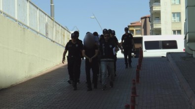 Uyusturucu Operasyonunda 5 Tutuklama