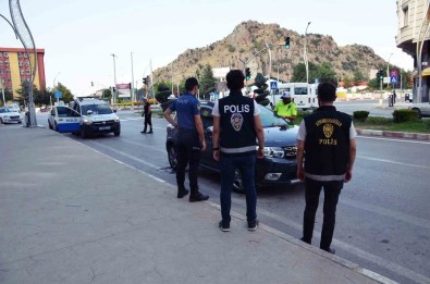 51 Araç Sürücüsüne Toplamda 124 Bin 950 TL Para Cezasi Kesildi