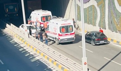 Van'da Trafik Kazasi Açiklamasi 1 Yarali