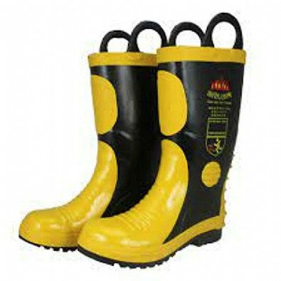 Vurgunun böylesi: CHP'li İBB'de yeni skandal! Milyonluk çizmeli hortum