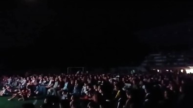 1500 Rakimda 'Iyi Ki Varsin Eren'i Hüzünle Izlediler