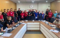 UMKE Gönüllüleri Egitimlerini Tatbikat Ile Tamamladi