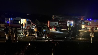 Nevsehir'de Cip Ile Otomobil Çarpisti Açiklamasi 4 Ölü, 2 Yarali