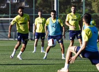 Fenerbahçe, Twente Maçi Hazirliklarinin Istanbul Etabini Tamamladi