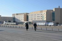 Tatvan Devlet Hastanesine Atanan Doktorlar Hasta Kabulüne Basladi