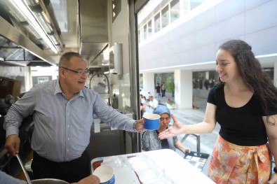 Antalya Büyüksehir'den 50 Bin Kisiye Asure Ikrami