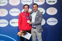 Duygu Gen'den Gümüs Madalya