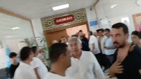 Mecliste Tartisma Basladi, Baskanin Makam Odasinda Yumruklar Konustu