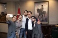 Mersin Üniversiteli Dostu Büyüksehir Belediyeleri Arasinda Ilk 5'Te Yer Aldi