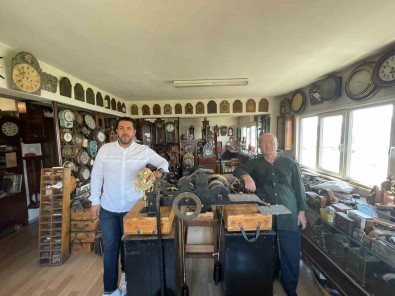 Antalya'nin Tarihi Saat Kulesi'nin Kaybolan Orijinal Saatinin Yerine Ikizi Takilacak