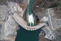 Su Seviyesi 193 Metreye Ulasan Yusufeli Baraji Elektrik Üretmeye Hazirlaniyor