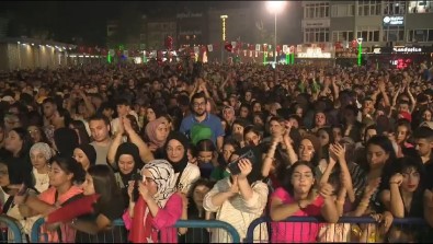 'Uyuma Bursa, Gelecegine Sahip Çik'