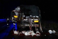 Yolcu otobüsü TIR'a arkadan çarptı: Biri ağır 15 yaralı