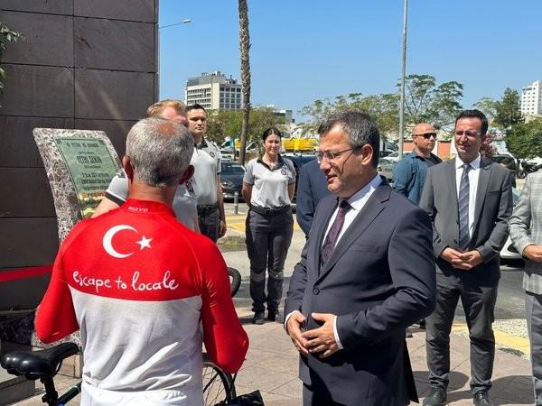 Kahraman polis Fethi Sekin’i anmak için bisikletiyle bin 570 km yol yapacak