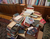 Akademisyen Prof. Dr. Zeynep Korkmaz, Özel Kütüphanesini NEVÜ'ye Bagisladi