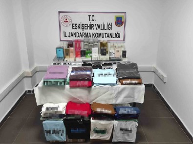 Jandarma Ekipleri 451 Bin TL Degerinde Gümrük Kaçagi Ürünü Ele Geçirdi