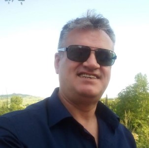 Okul Müdürü Kalbine Yenik Düstü