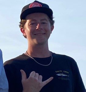 Tekneyle Sürüklenen Genç 35 Saat Sonra Kurtarildi