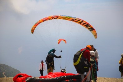 Yamaç Parasütünde 7 Ayda 102 Bin Uçus Gerçeklesti