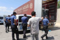 Kaçak Göçmenleri Tasiyan Tir Sürücüsü Tutuklandi