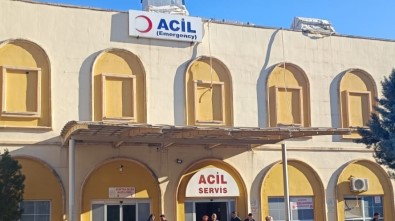 Mardin'de Husumetli Iki Grup Arasinda Silahli Kavga Açiklamasi 2'Si Agir 4 Yarali