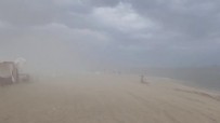 Vatandaşlar sahilde zor anlar yaşadı! Fırtına ortalığı birbirine kattı: İşte o anlar