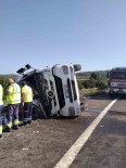 Yalova'da Kontrolden Çikan Tir Devrildi Açiklamasi 1 Yarali