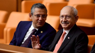 CHP'de bir baba-oğul ilişkisi daha bitti! Özgür Özel, Kılıçdaroğlu'na bayrak açıyor