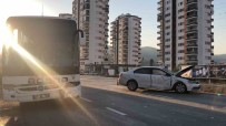 Adana'da Otomobil Yolcu Otobüsü Ile Çarpisti Açiklamasi 1 Yarali Haberi
