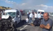 Bingöl'de kaza: Vinç ile hafif ticari aracın çarpıştı, 8 kişi yaralandı