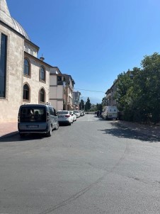 Damadini Biçaklayan Kayinpeder Gözaltina Alindi