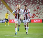 Sivasspor'da Samu Saiz Gol Sayisini 2'Ye Çikardi