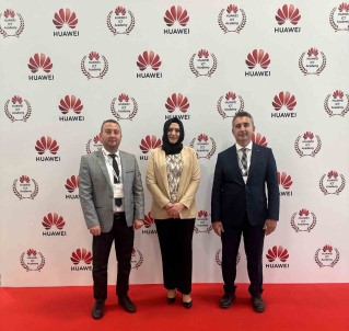 ZBEÜ Huawei Türkiye Bilisim Akademisi Zirvesinde Yerini Aldi