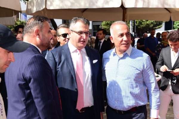 Hocin Ayakkabı ilk mağazasını İstanbul'da açtı