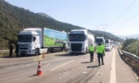 Bursa'da feci kaza: İki tır ve otobüsün karıştığı kazada 2 kişi öldü!