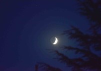 Ahlat'ta 'Yeni Ay' Hayran Birakti